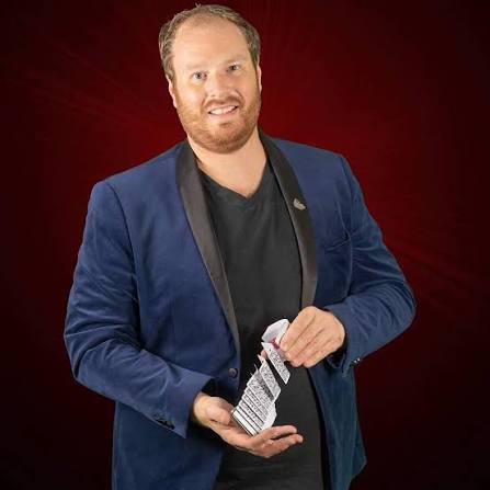 Scott Stunz — comedy magician and mentalist